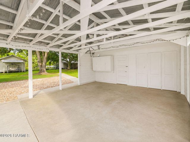 1010 Alcide Bonin Road, Breaux Bridge, LA 70517