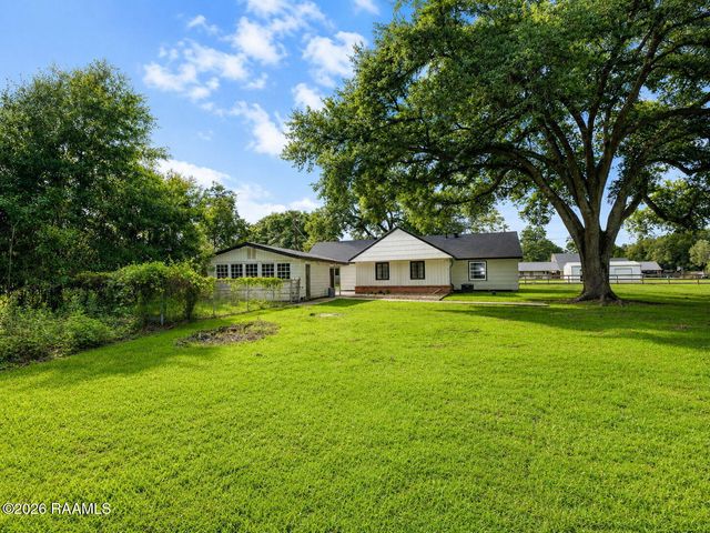 1010 Alcide Bonin Road, Breaux Bridge, LA 70517