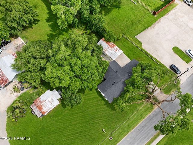 1010 Alcide Bonin Road, Breaux Bridge, LA 70517