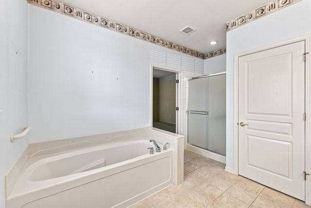 12503 Rolling Meadows Lane, Huntley, IL 60142