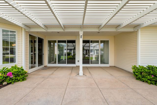 12503 Rolling Meadows Lane, Huntley, IL 60142