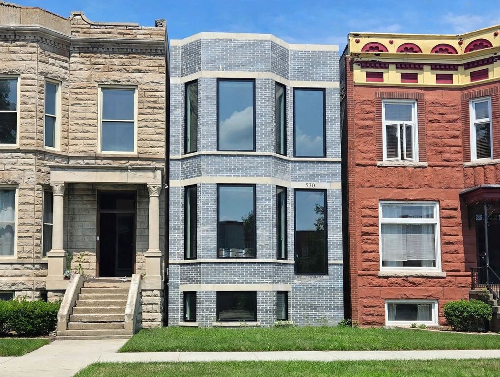 530 E 44th Place, Chicago, IL 60653 — photo 2