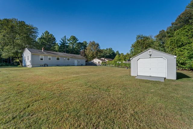 303 Brainard Road, Enfield, CT 06082