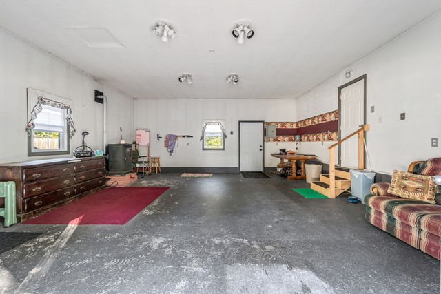 303 Brainard Road, Enfield, CT 06082