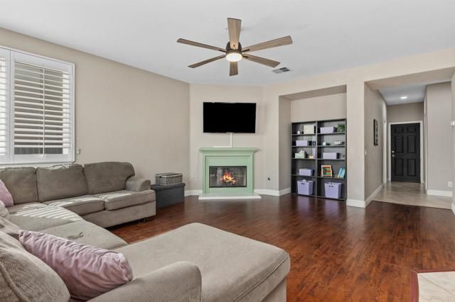 28787 Tonya Street, Murrieta, CA 92563