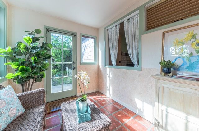 516 8th Street, Pacific Grove, CA 93950