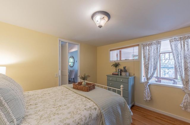 516 8th Street, Pacific Grove, CA 93950