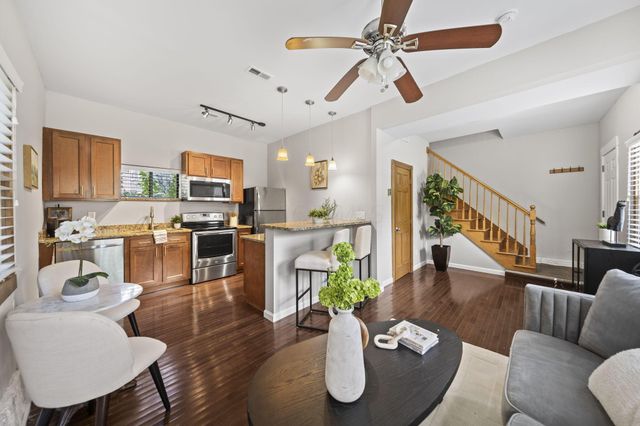 2263 Indianola Avenue, Columbus, OH 43202