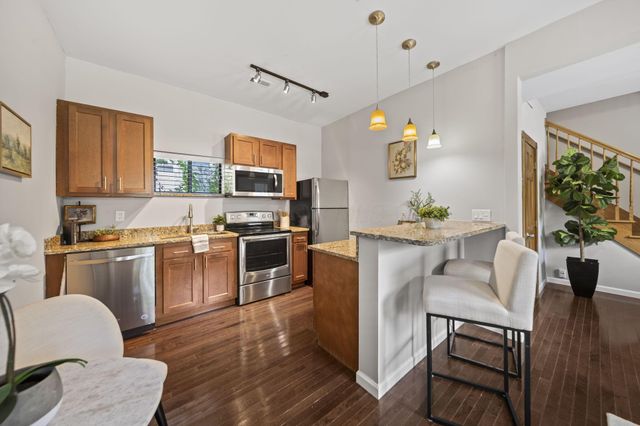 2263 Indianola Avenue, Columbus, OH 43202