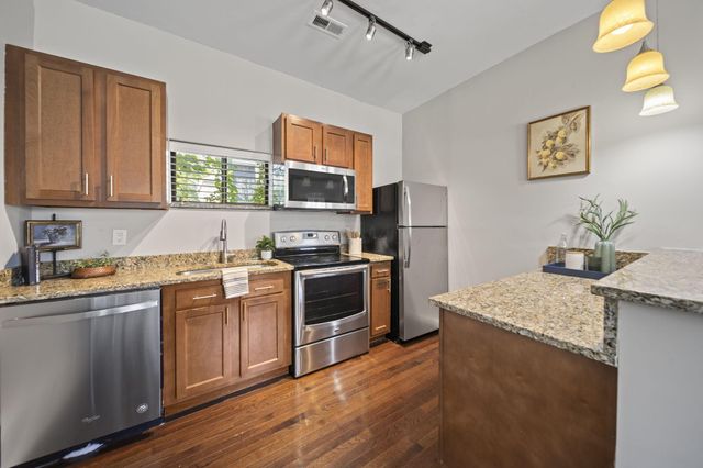 2263 Indianola Avenue, Columbus, OH 43202