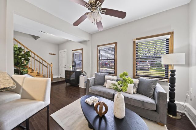 2263 Indianola Avenue, Columbus, OH 43202
