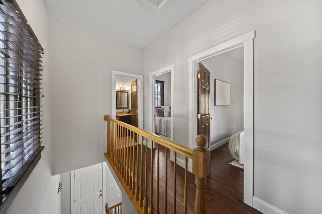2263 Indianola Avenue, Columbus, OH 43202