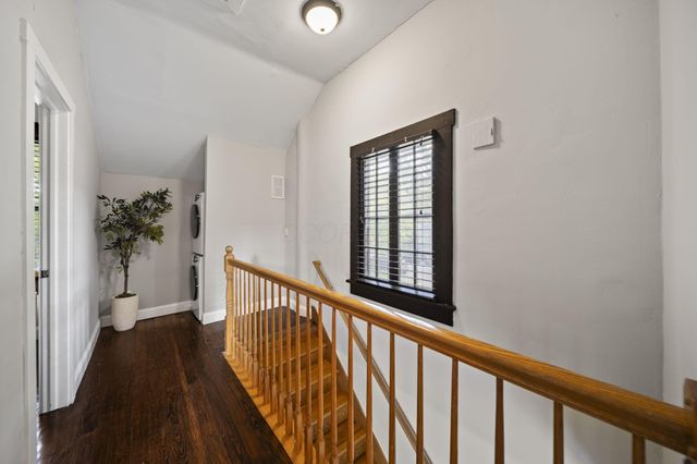 2263 Indianola Avenue, Columbus, OH 43202