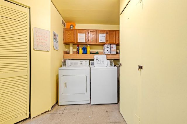 2222 N Harlem Avenue 1NW, Elmwood Park, IL 60707