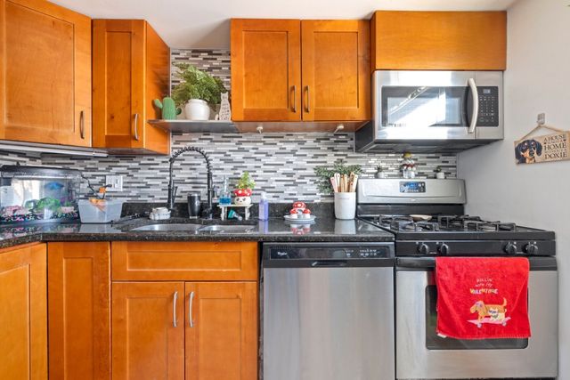 2222 N Harlem Avenue 1NW, Elmwood Park, IL 60707