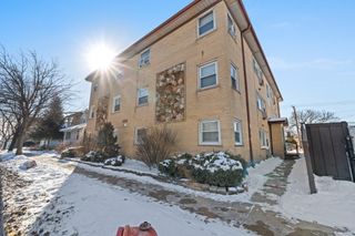 2222 N Harlem Avenue 1NW, Elmwood Park, IL 60707