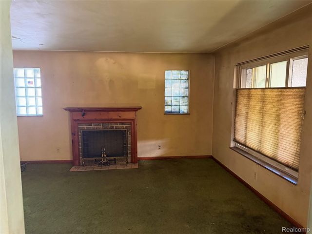 24217 Stewart Avenue, Warren, MI 48089