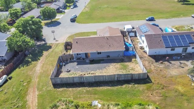 8057 Quartz Ln, Smartsville, CA 95977