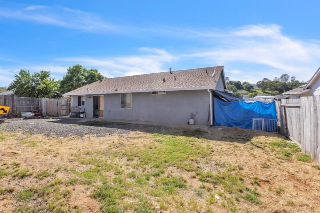8057 Quartz Ln, Smartsville, CA 95977