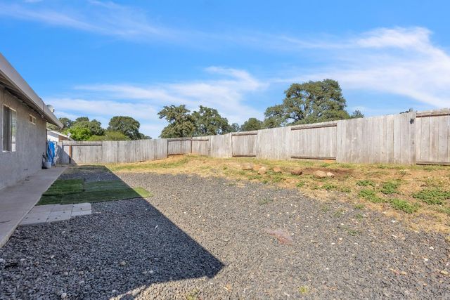 8057 Quartz Ln, Smartsville, CA 95977