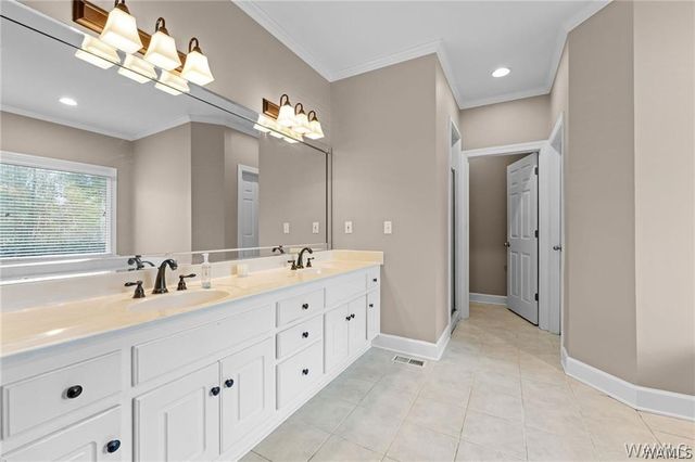 11172 Patton, Northport, AL 35475