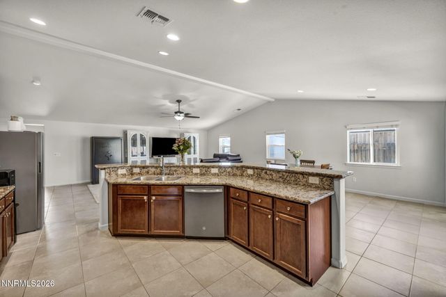 121 Bethpage Road, Dayton, NV 89403