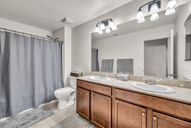121 Bethpage Road, Dayton, NV 89403