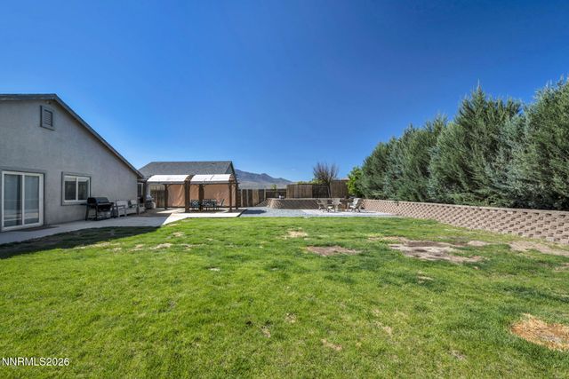 121 Bethpage Road, Dayton, NV 89403