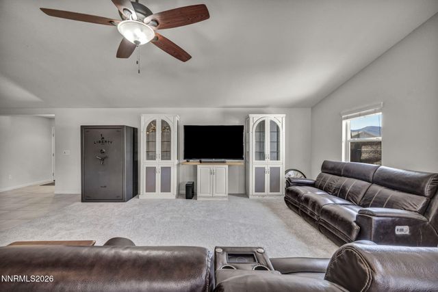 121 Bethpage Road, Dayton, NV 89403