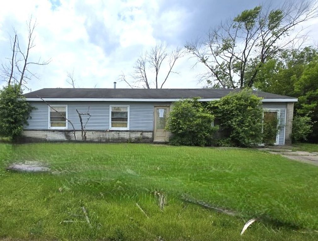 1954 E Lawrence Avenue, Chicago Heights, IL 60411