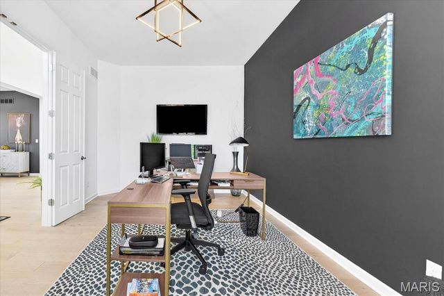 500 Overlook Terrace Court, Eureka, MO 63025