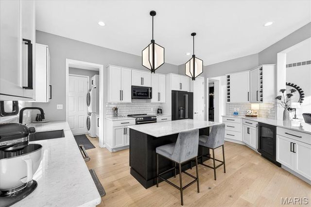 500 Overlook Terrace Court, Eureka, MO 63025