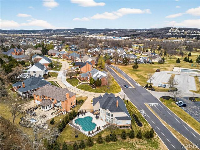 500 Overlook Terrace Court, Eureka, MO 63025