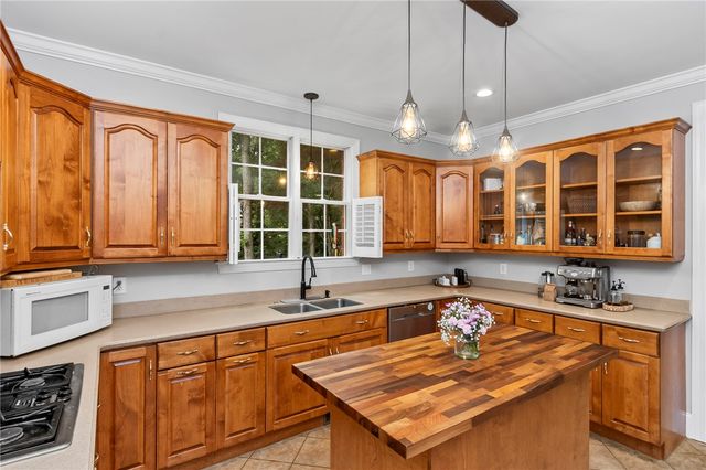 306 Oakmont Drive, Anderson, SC 29621
