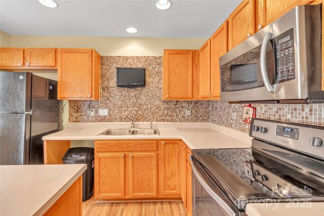 772 Rock Lake Glen, Fort Mill, SC 29715