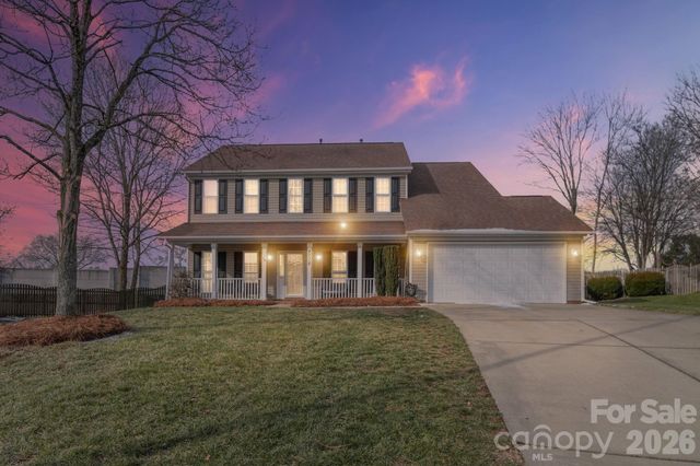 4718 Redmond Court NW, Concord, NC 28027