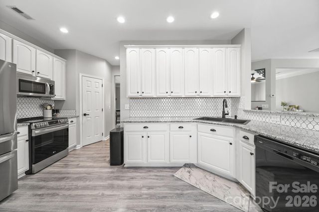 4718 Redmond Court NW, Concord, NC 28027