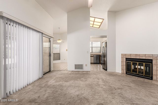 12826 S 40TH Place, Phoenix, AZ 85044