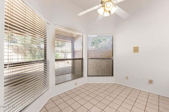 12826 S 40TH Place, Phoenix, AZ 85044