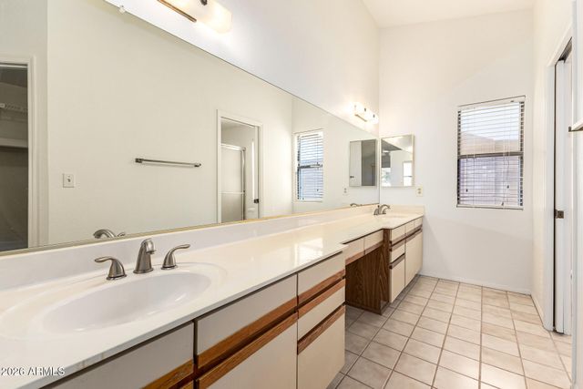 12826 S 40TH Place, Phoenix, AZ 85044