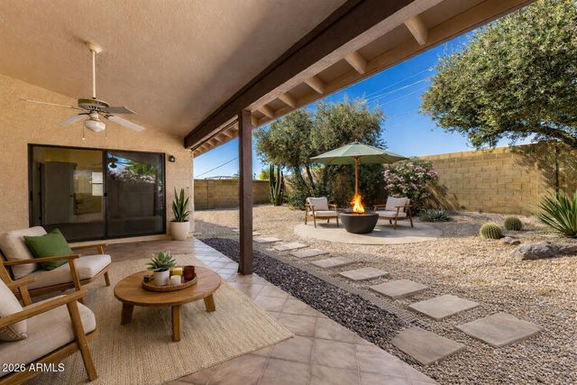 12826 S 40TH Place, Phoenix, AZ 85044