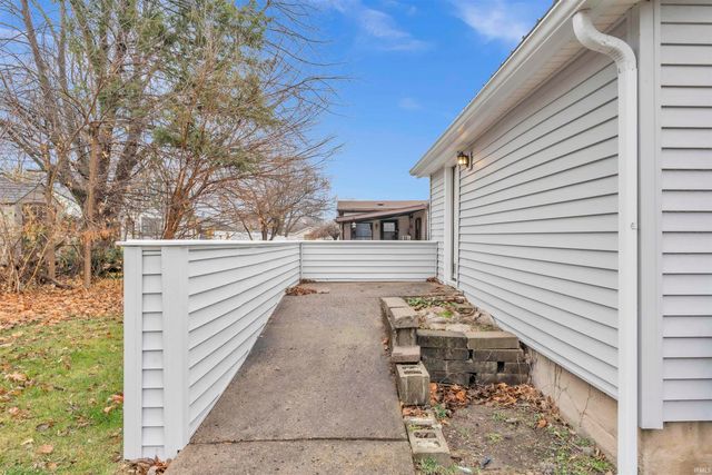 114 Parker Avenue, Kendallville, IN 46755