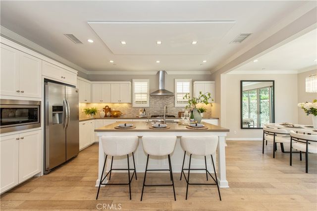 146 Rotunda, Irvine, CA 92620