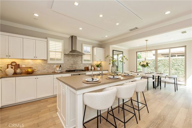 146 Rotunda, Irvine, CA 92620
