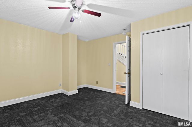 631 W EDWARDS Street, Springfield, IL 62704