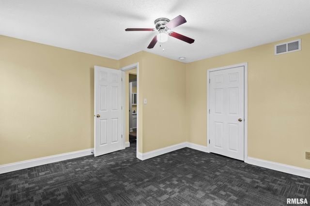 631 W EDWARDS Street, Springfield, IL 62704