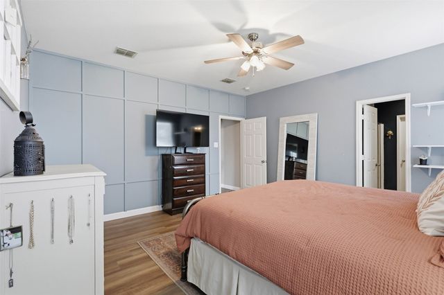 8228 Misty Water Drive, Fort Worth, TX 76131