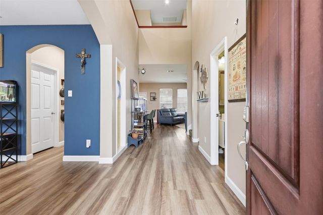 8228 Misty Water Drive, Fort Worth, TX 76131