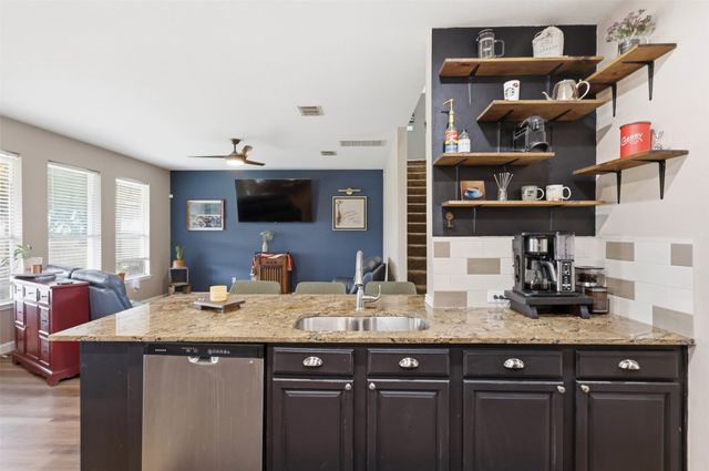 8228 Misty Water Drive, Fort Worth, TX 76131