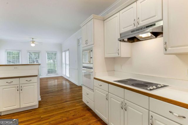 184 Rugby Drive, Suwanee, GA 30024